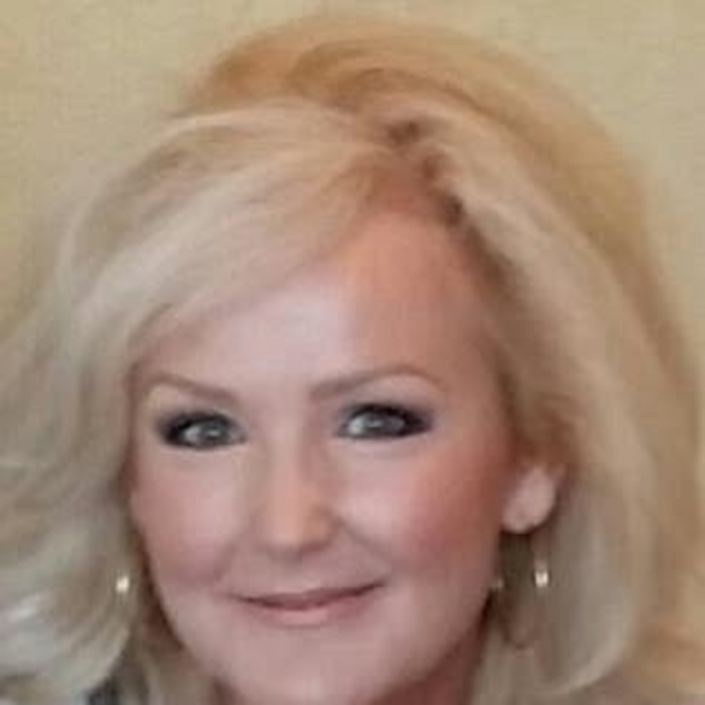 Meet your Posher, Joanie